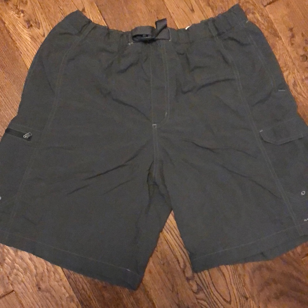 Men’s large Columbia gray swim shorts